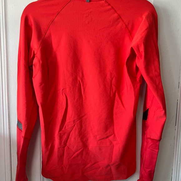 Nike Dri-Fit Long Sleeve Running Shirt Salmon - Small - Picture 2 of 3